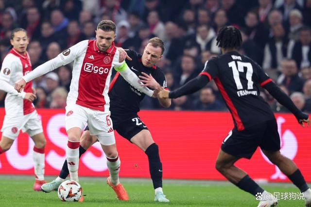 荷兰队在欧预赛中遭受重创，折戟对手