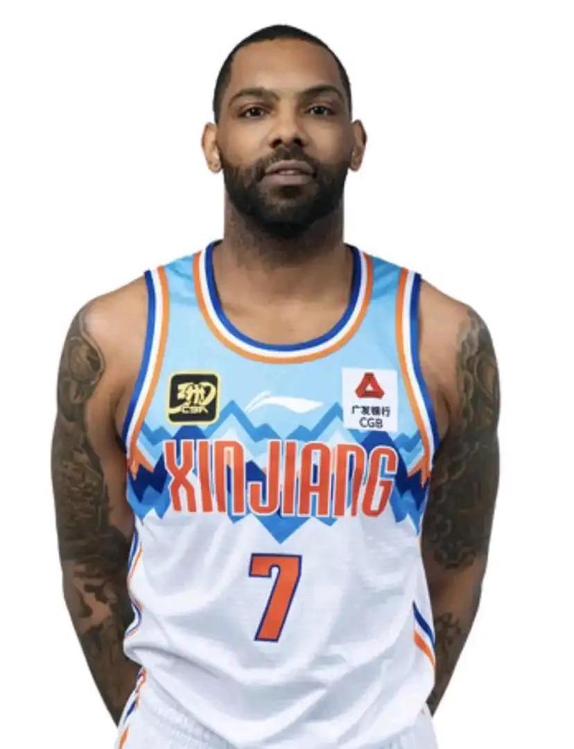 关于力夺胜利!球队锋线进攻出色的信息 关于力夺胜利!球队锋线进攻出色的信息