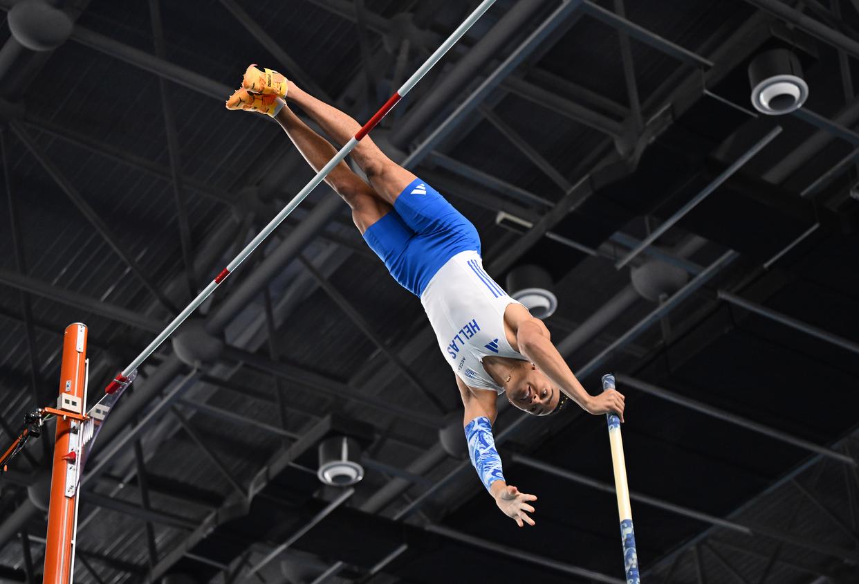 关于田径飞跃决赛夺冠，勇气备至的信息