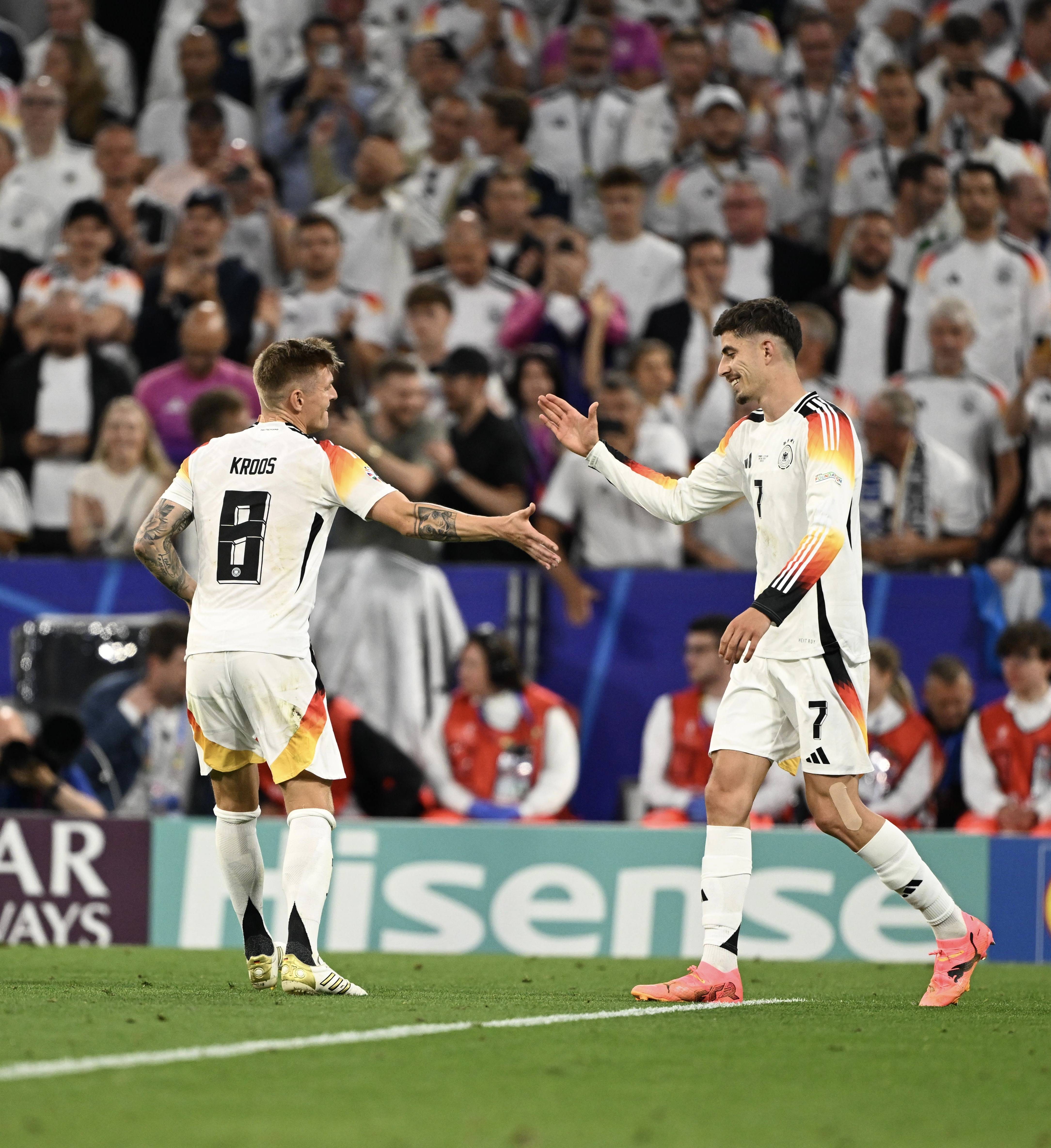 斯洛伐克队力克对手，成功晋级欧洲杯四强的简单介绍