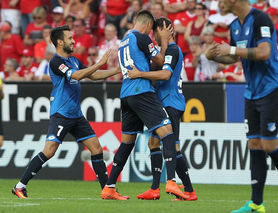 霍芬海姆一路领先，实现逆袭胜利的简单介绍