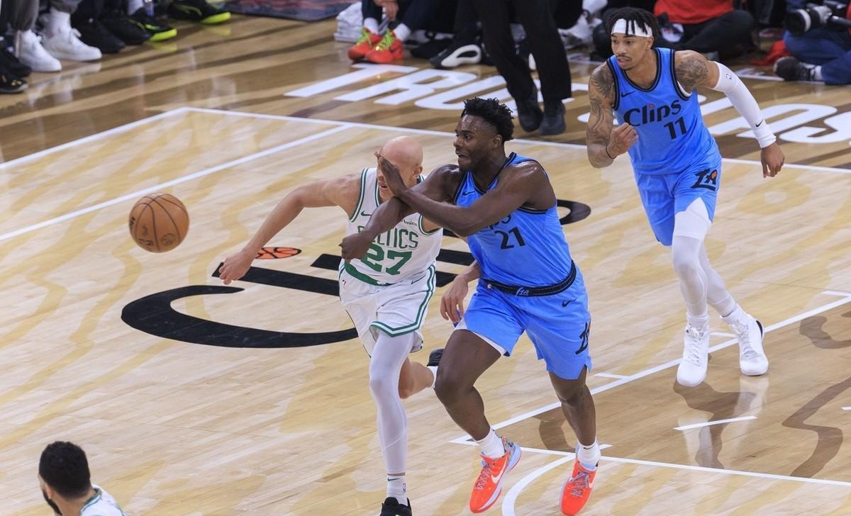 关于东区之争：凯尔特人与人火爆对抗的信息