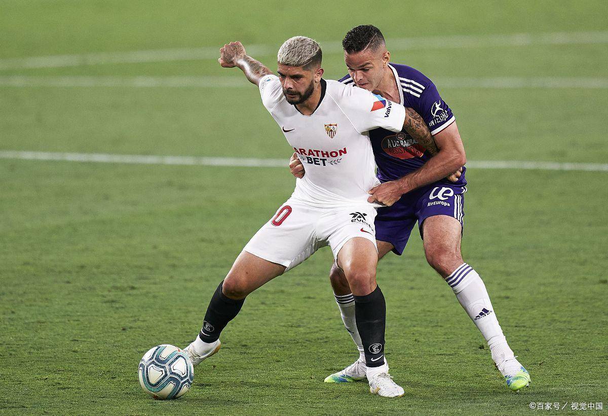 包含塞维利亚客场获胜，稳坐前四的词条