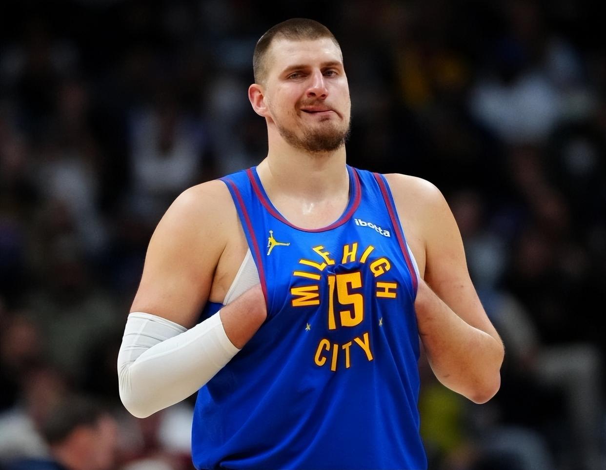 包含德路台斯的助攻帮助球队取得胜利，在比赛中发挥至关重要的词条