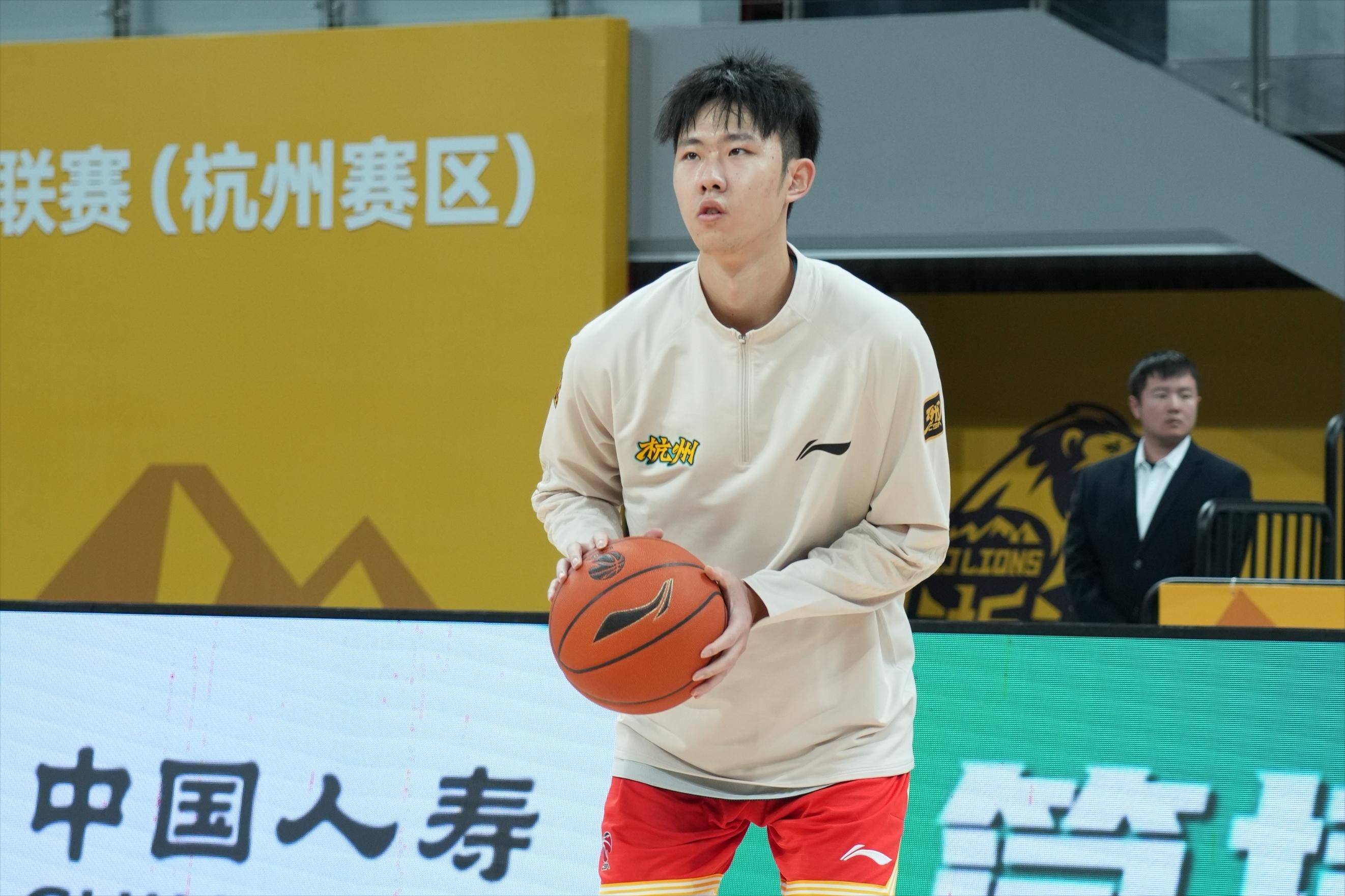 广厦队全员亮眼表现,实力带来胜利 广厦队全员亮眼表现,实力带来胜利