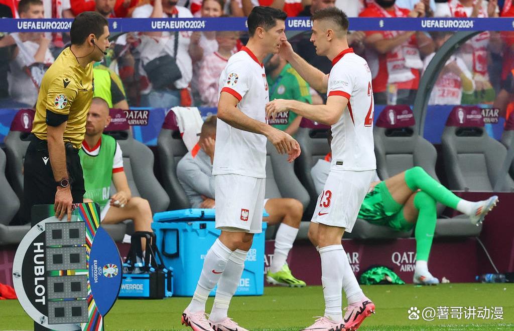 意大利晋级欧洲杯，波兰与瑞士出局