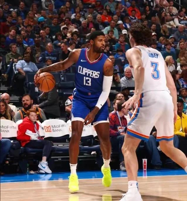 快船连胜终结,被国王逆转取胜 快船连胜终结,被国王逆转取胜