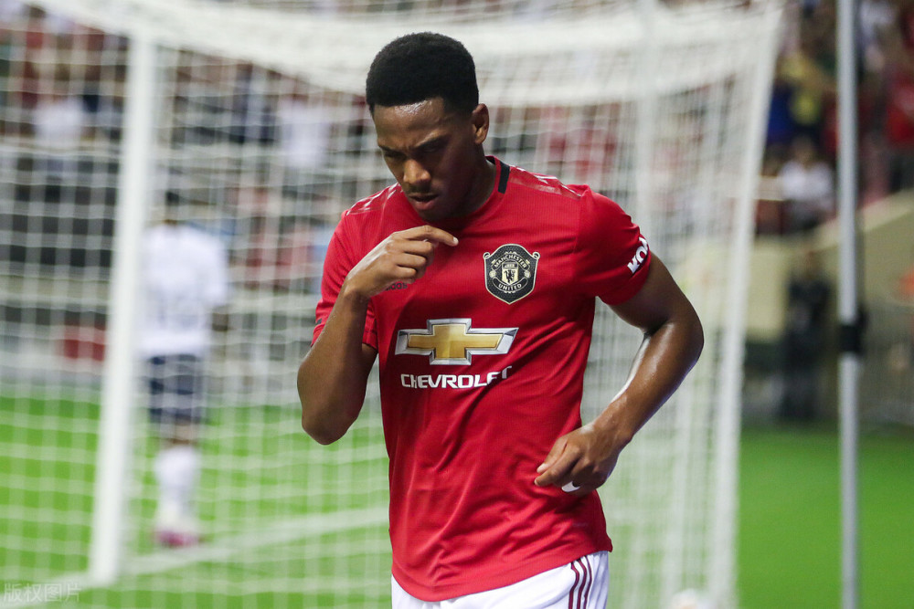 南安普顿客场战平，保持不败记录