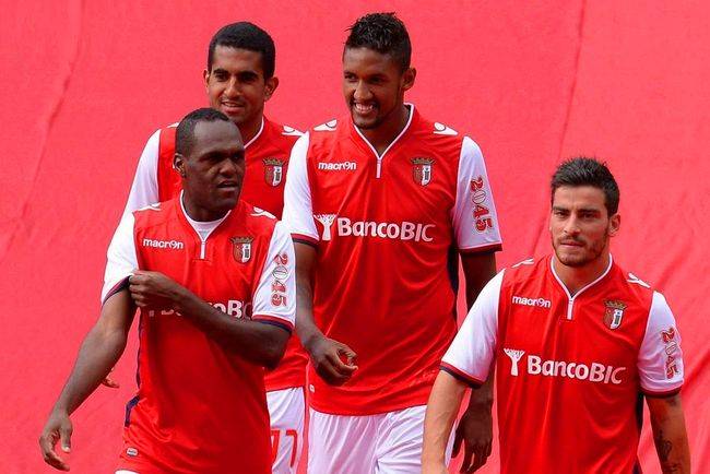 蒙彼利埃主场大胜列侬索,欧战资格稳固 蒙彼利埃主场大胜列侬索,欧战资格稳固