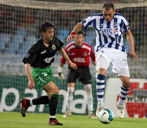 瓦伦西亚全队出战，力克强敌赢得比赛的简单介绍