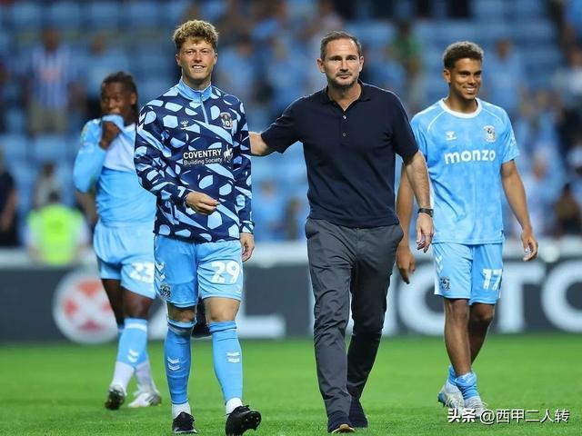 兰帕德接受媒体采访,展望西甲赛季发展 兰帕德接受媒体采访,展望西甲赛季发展