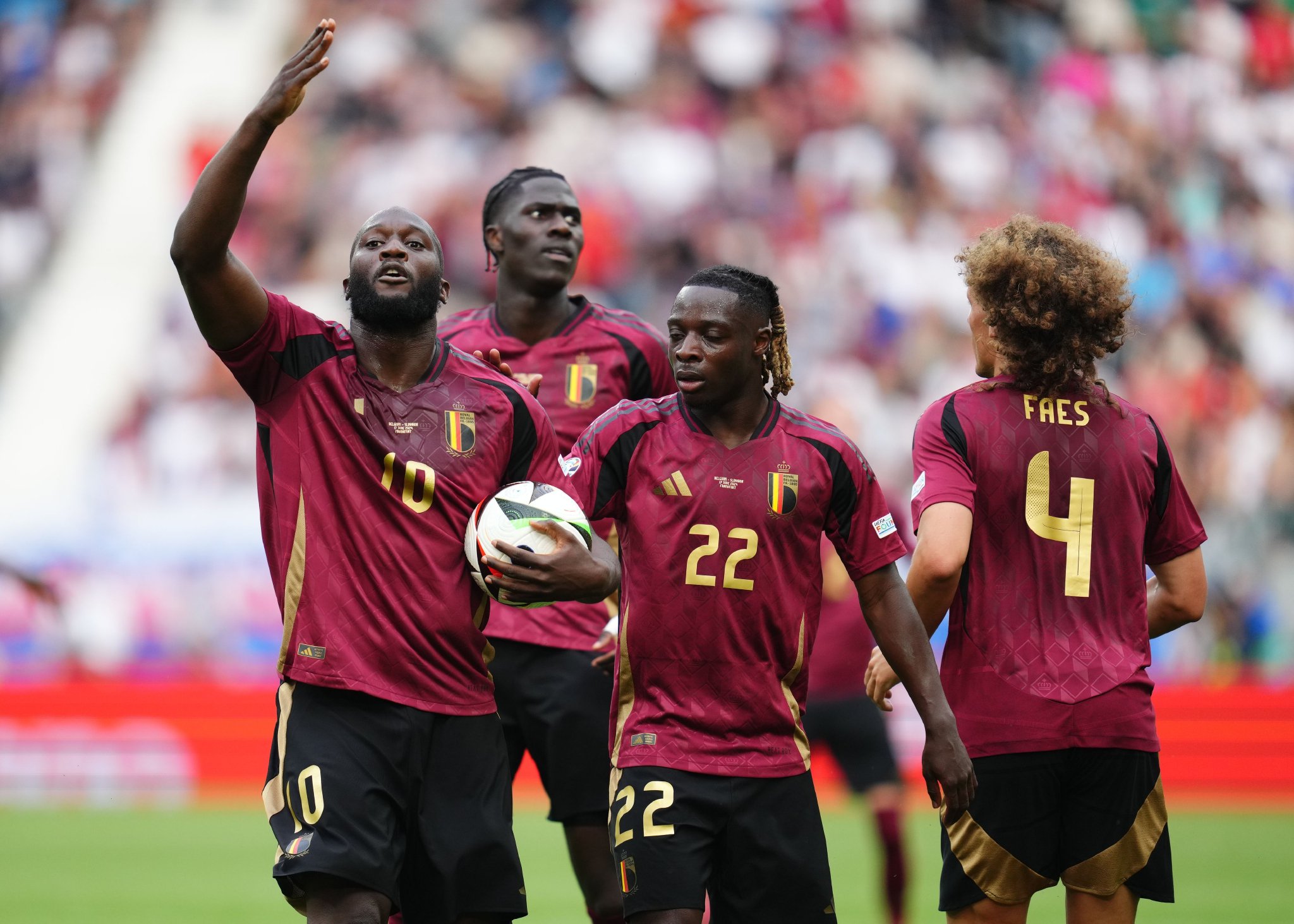 国际足球比赛比利时队轻松获胜 国际足球比赛比利时队轻松获胜