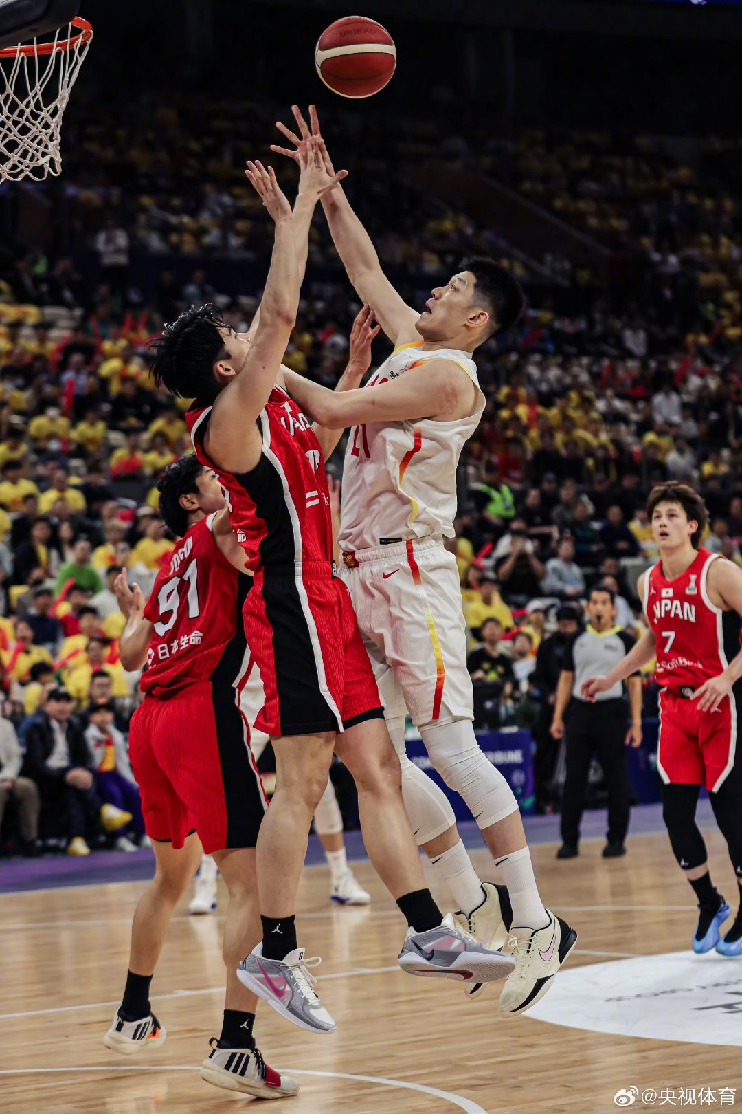 四川男篮以小分胜出，继续前进