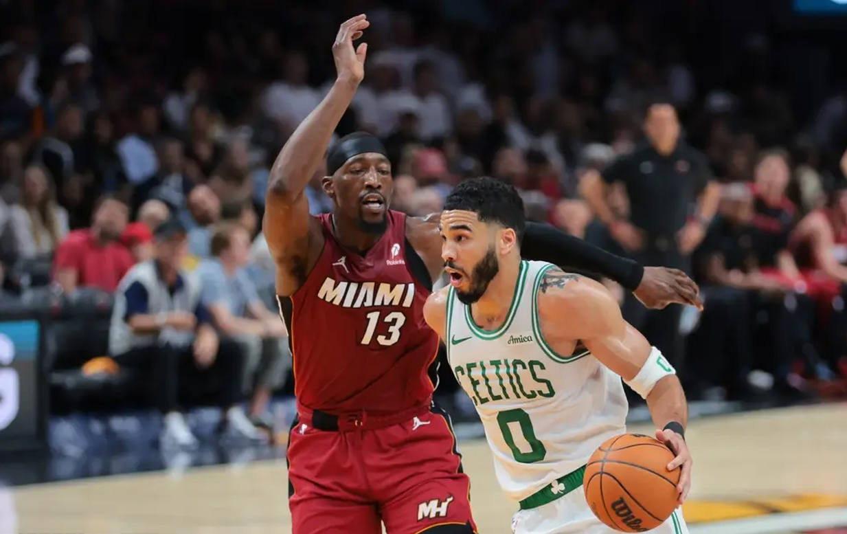 猛龙客场击败凯尔特人