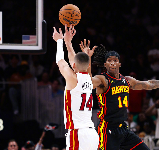 热火主场战胜老鹰，遭遇五连败