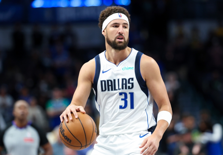 雄鹿惨败独行侠，遭遇连败