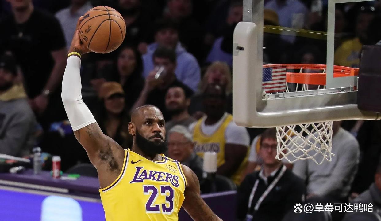 火箭逆袭湖人,约翰逊关键时刻出手 火箭逆袭湖人,约翰逊关键时刻出手