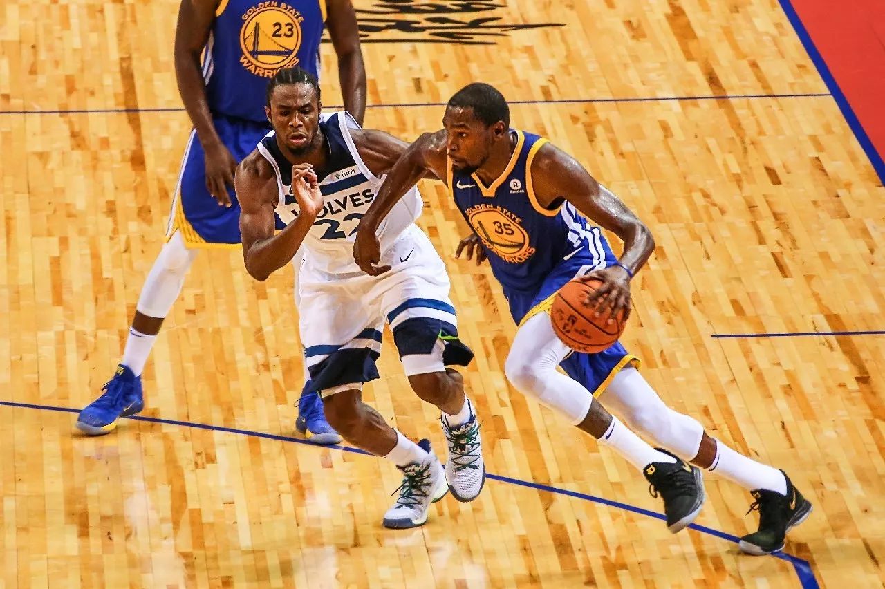 关于广东队翻盘深圳队,杜兰特刷新纪录的信息 关于广东队翻盘深圳队,杜兰特刷新纪录的信息